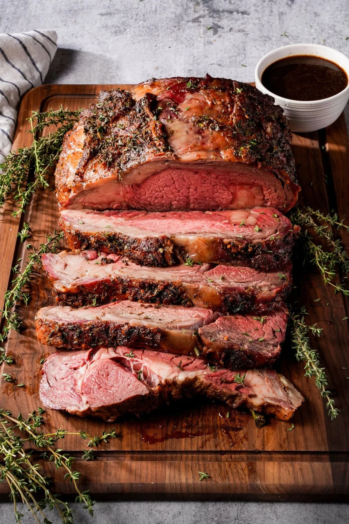 Slow Roasted Prime Rib: Juicy and Flavor-Packed Delight